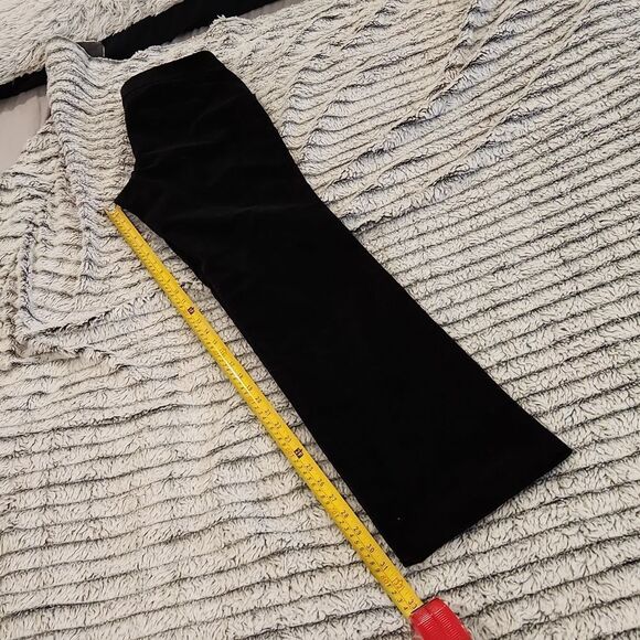 Black velvet feel Club Monaco pants size 4, new without tags! - Picture 10 of 11